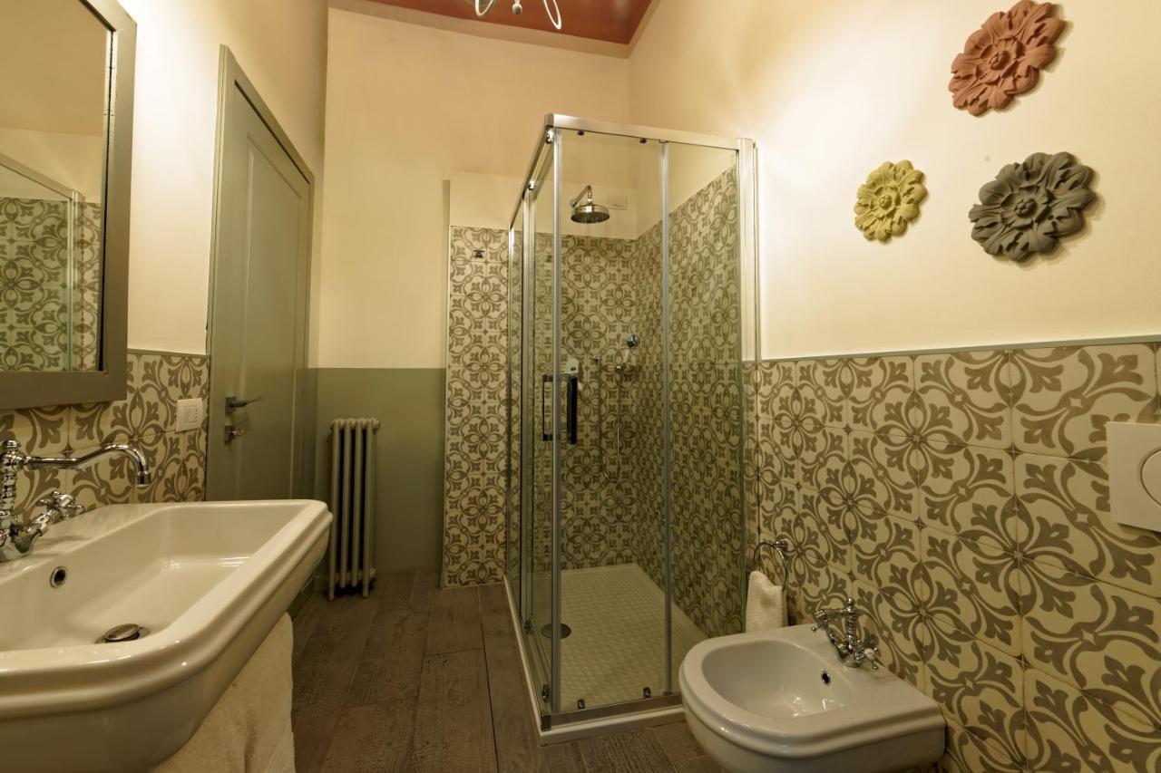 White Ribbon Hotel Milan Luaran gambar