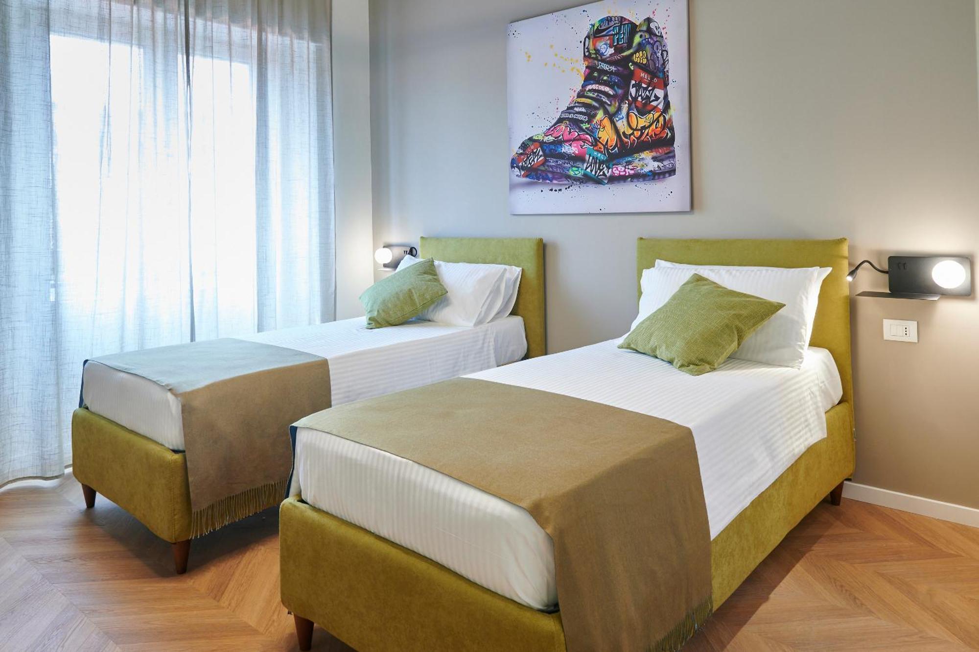 White Ribbon Hotel Milan Luaran gambar
