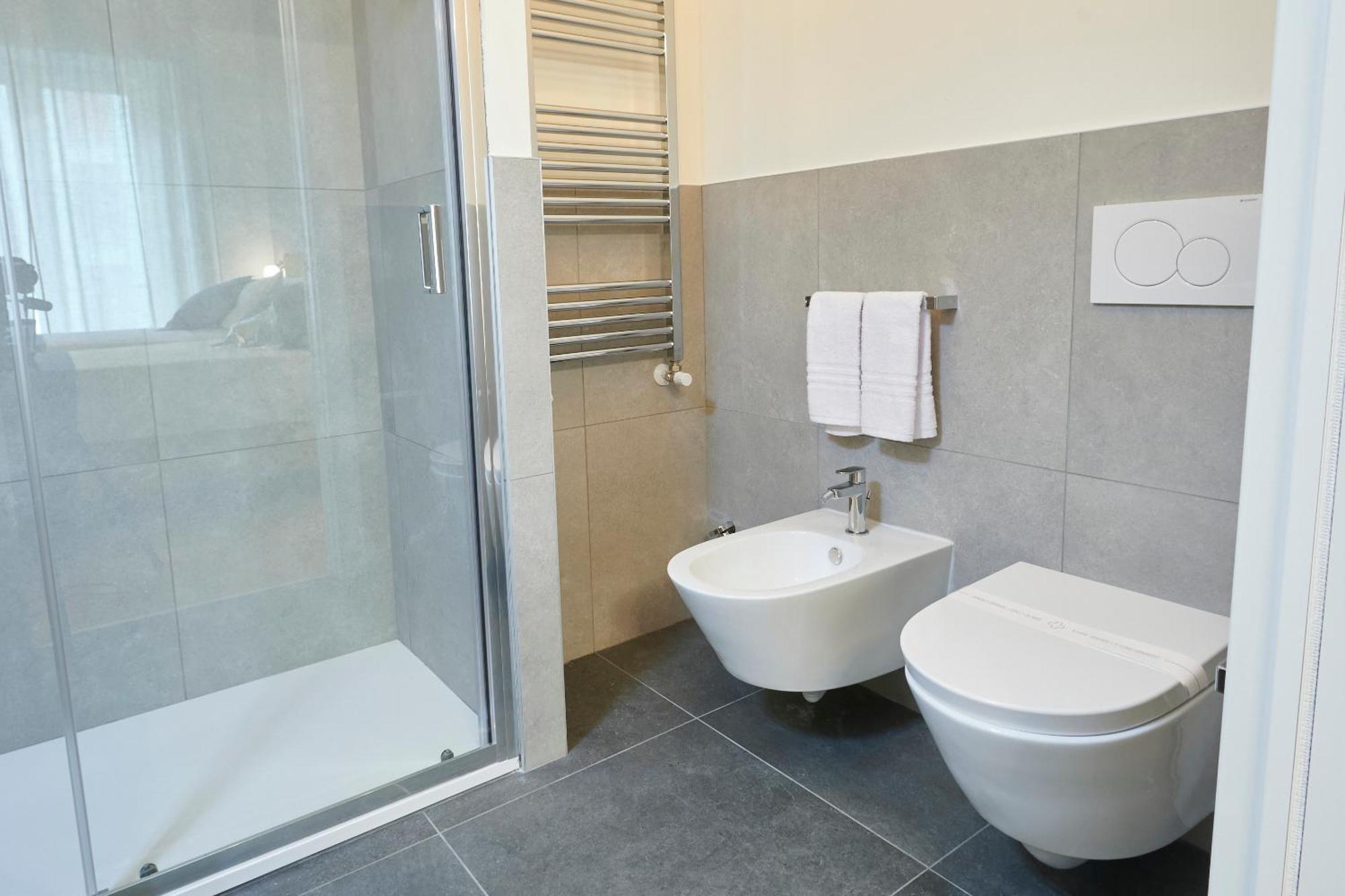 White Ribbon Hotel Milan Luaran gambar